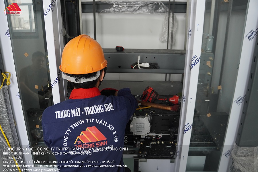 Giá thang máy có phòng máy cao hơn loại không phòng máy